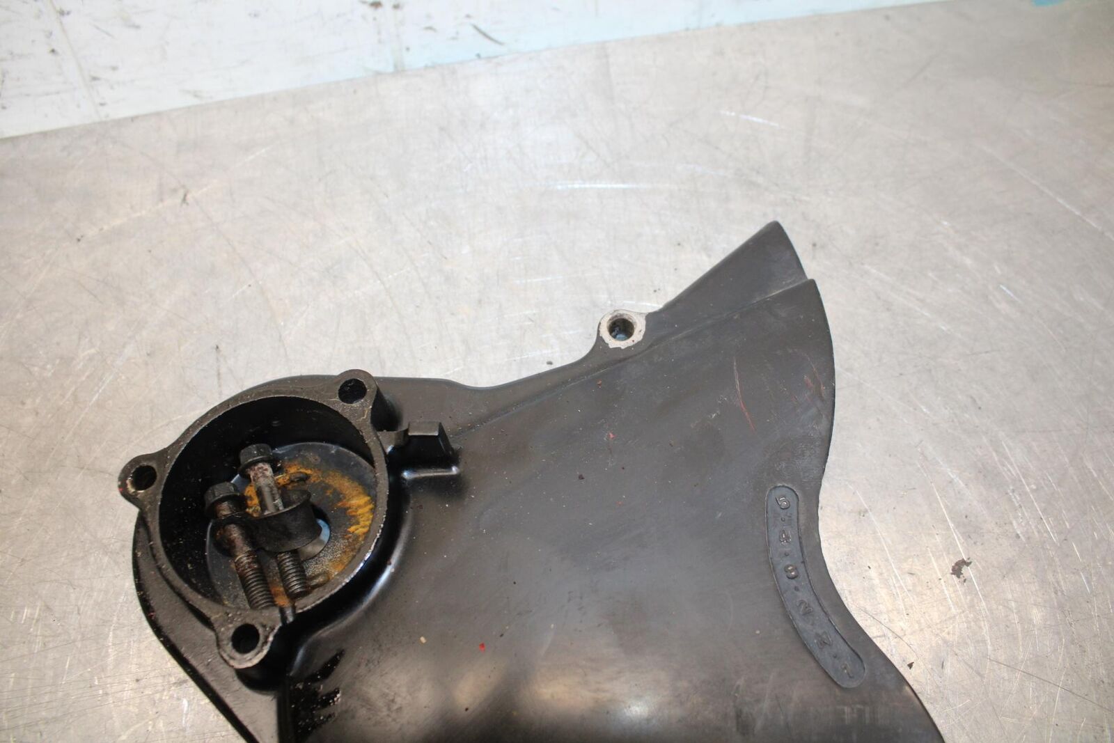1984 Honda Interceptor 750 VF750F ENGINE SPROCKET COVER BB38