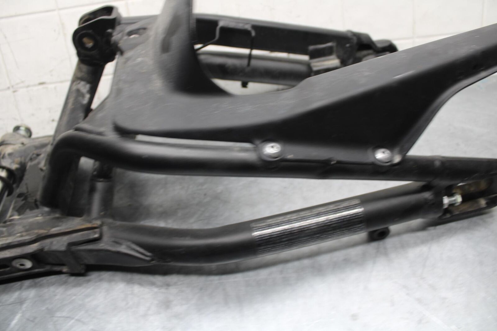 15-17 KAWASAKI EX 650 NINJA  EX 650 ABS SWINGARM BACK SUSPENSION SWING ARM BB494