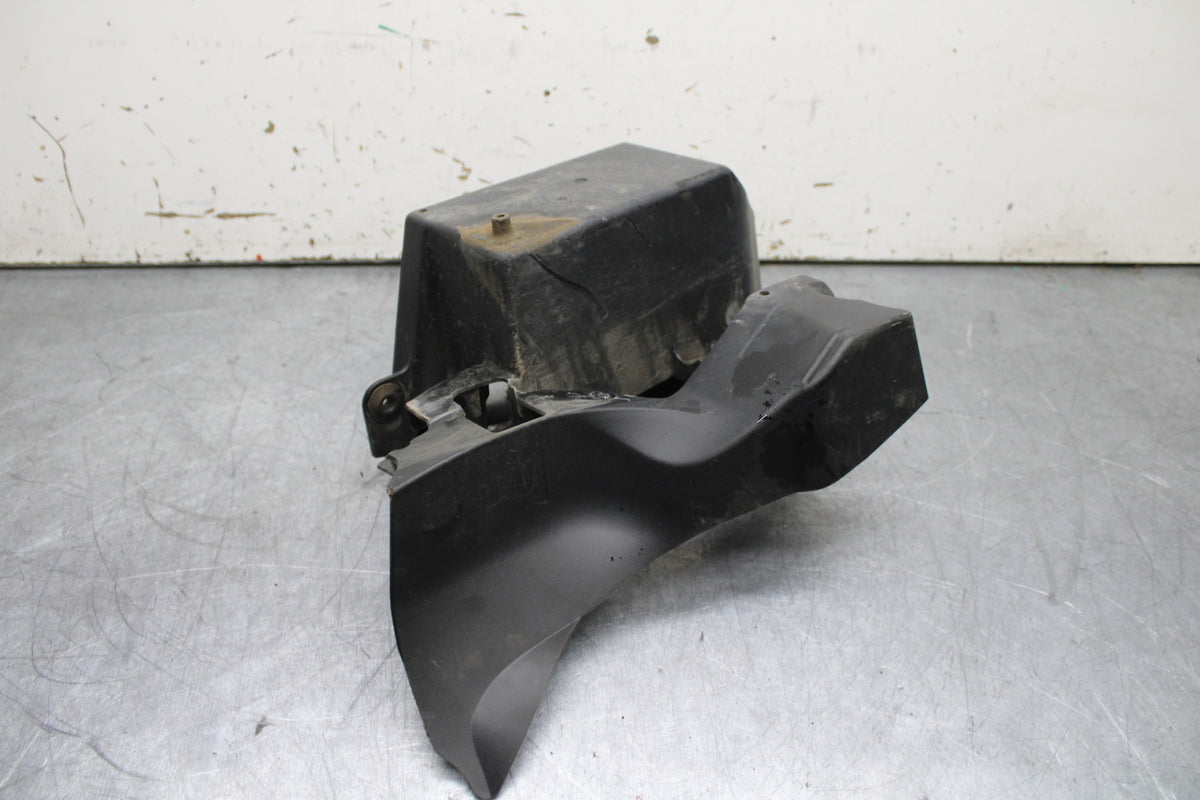 12-17 KAWASAKI ER-6N Z650 REAR BACK TAIL UNDERTAIL BATTERY TRAY PLASTIC BB709