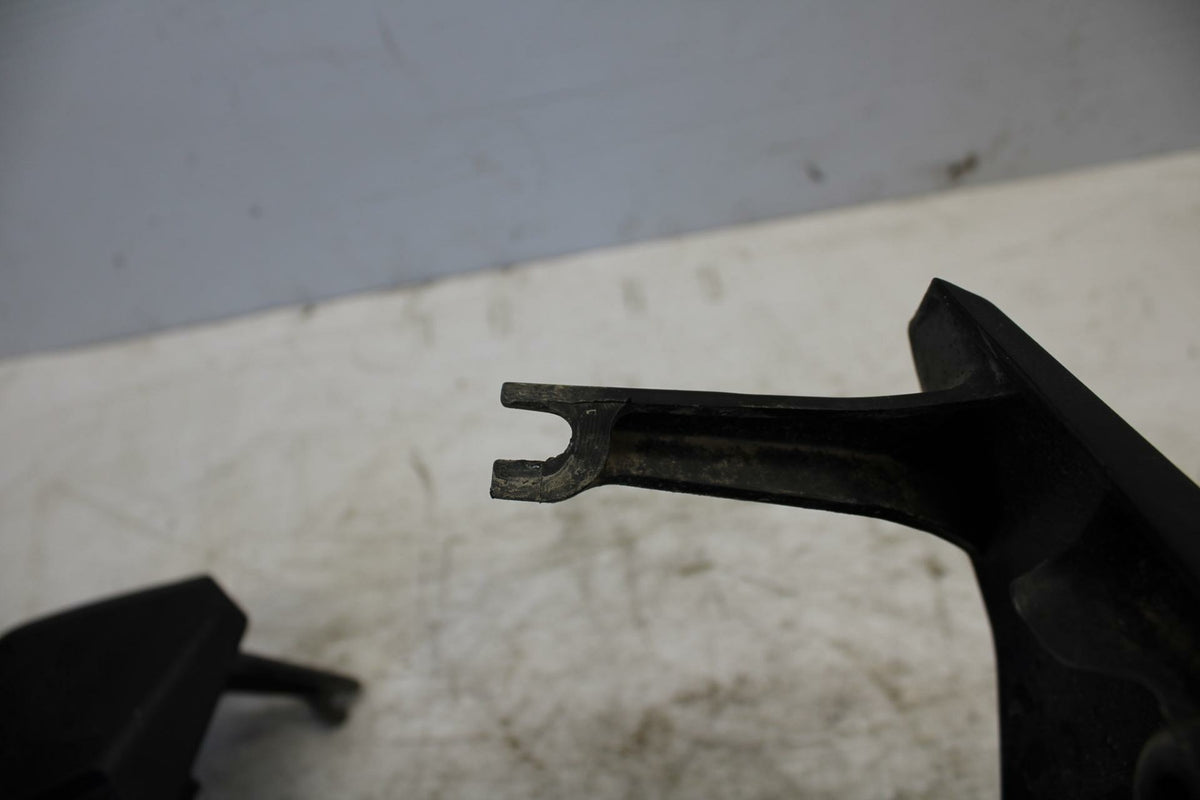 17-20 DUCATI MONSTER 797  MID UPPER SIDE FAIRING BB309