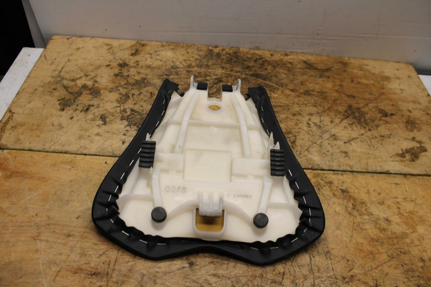 13-18 KAWASAKI NINJA ZX6R FRONT DRIVERS SEAT PAD SADDLE PILLION BB349