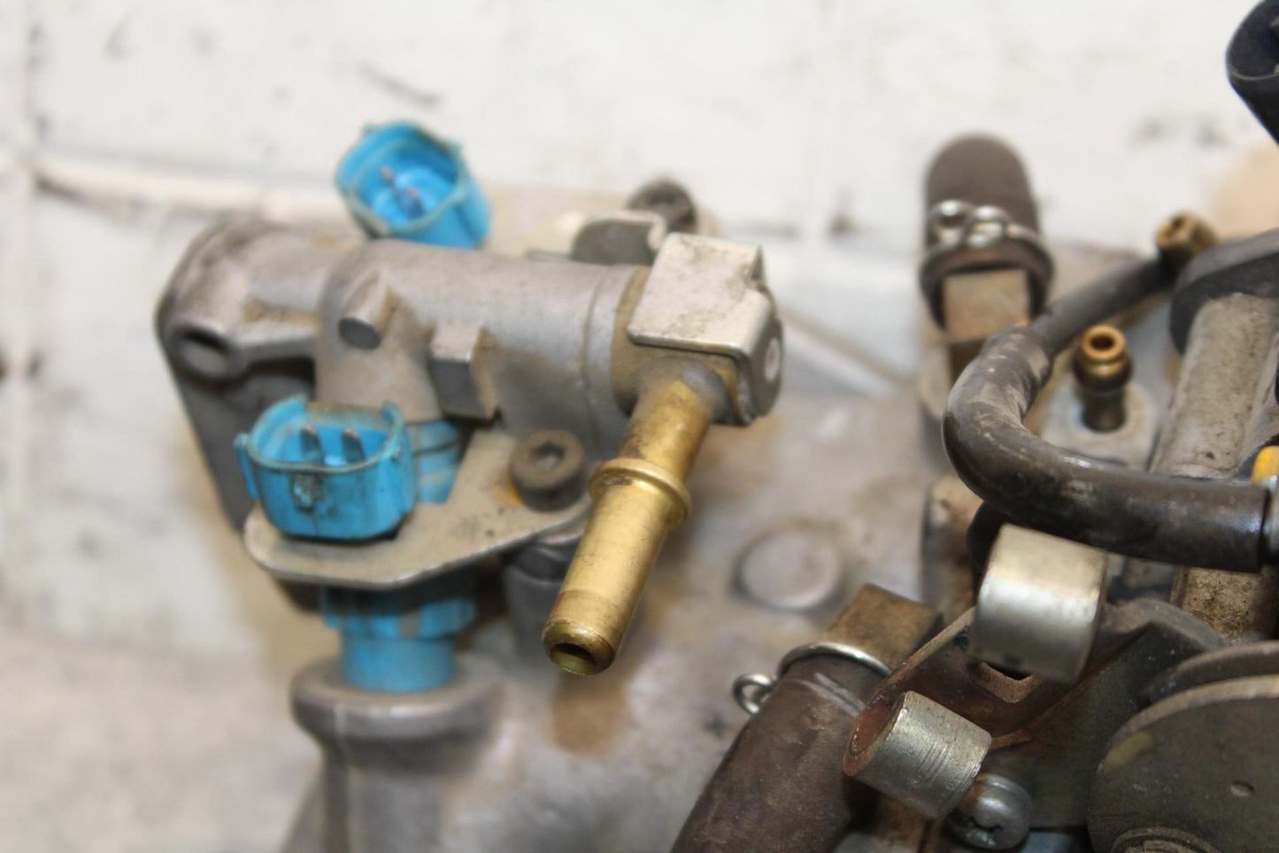 2005 Kawasaki Vulcan 1600 VN1600D Nomad THROTTLE BODY BODIES BB556