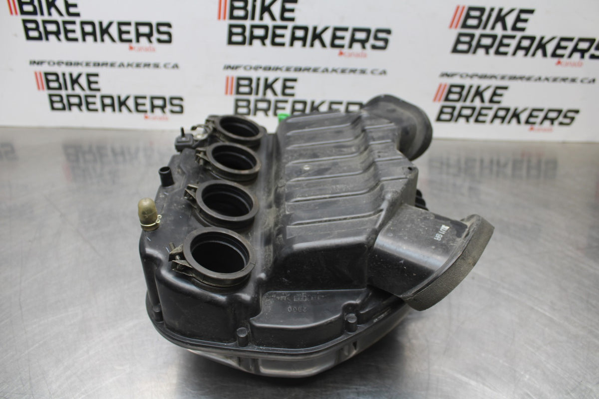 04-05 SUZUKI GSXR600 AIRBOX AIR INTAKE FILTER BOX BB792