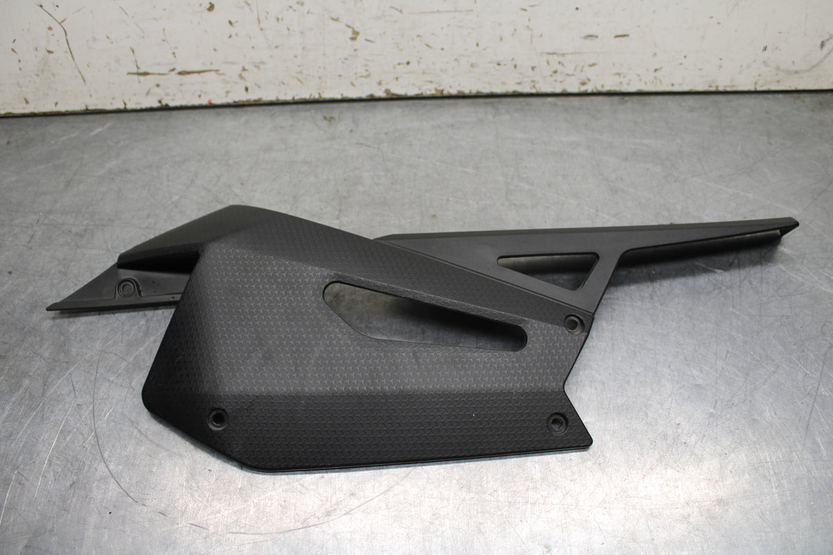 21-24 APRILIA TUONO 660 FACTORY REAR BACK DRIVE CHAIN GUARD COVER SHIELD BB733