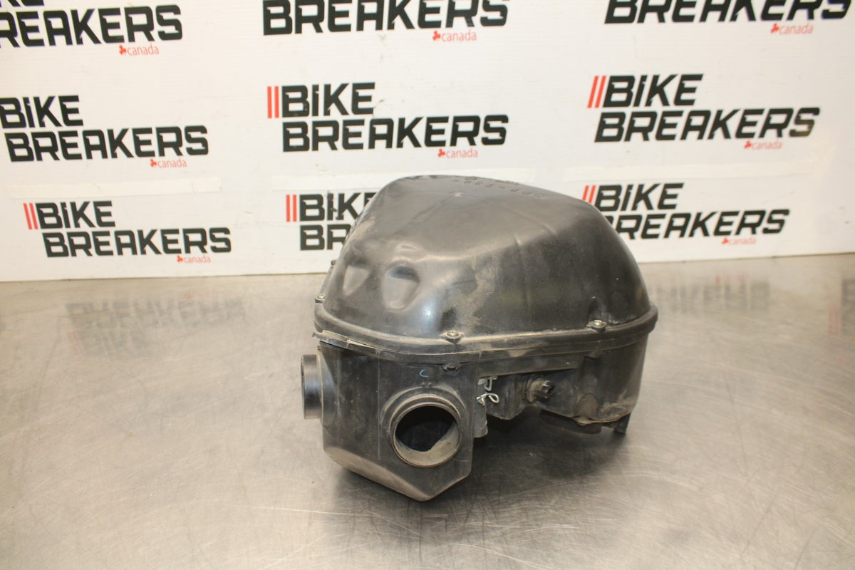 03-04 YAMAHA YZF R6 AIRBOX AIR INTAKE FILTER BOX BB890