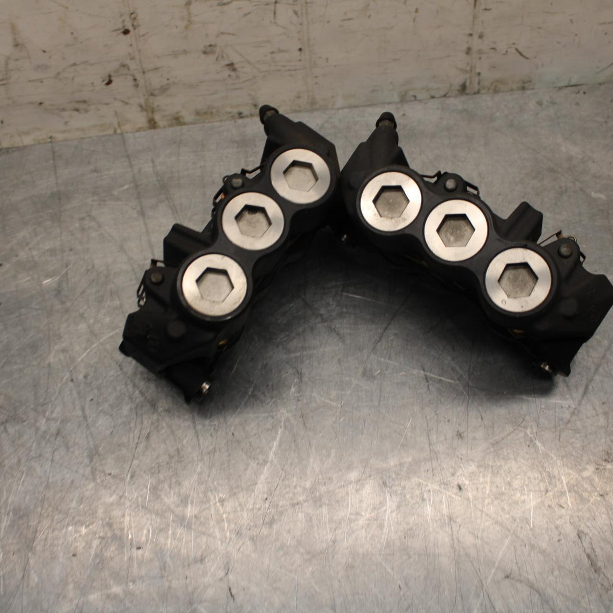 07-08 YAMAHA YZF R1 RIGHT LEFT FRONT BRAKE CALIPER SET PAIR CALIPERS BB483