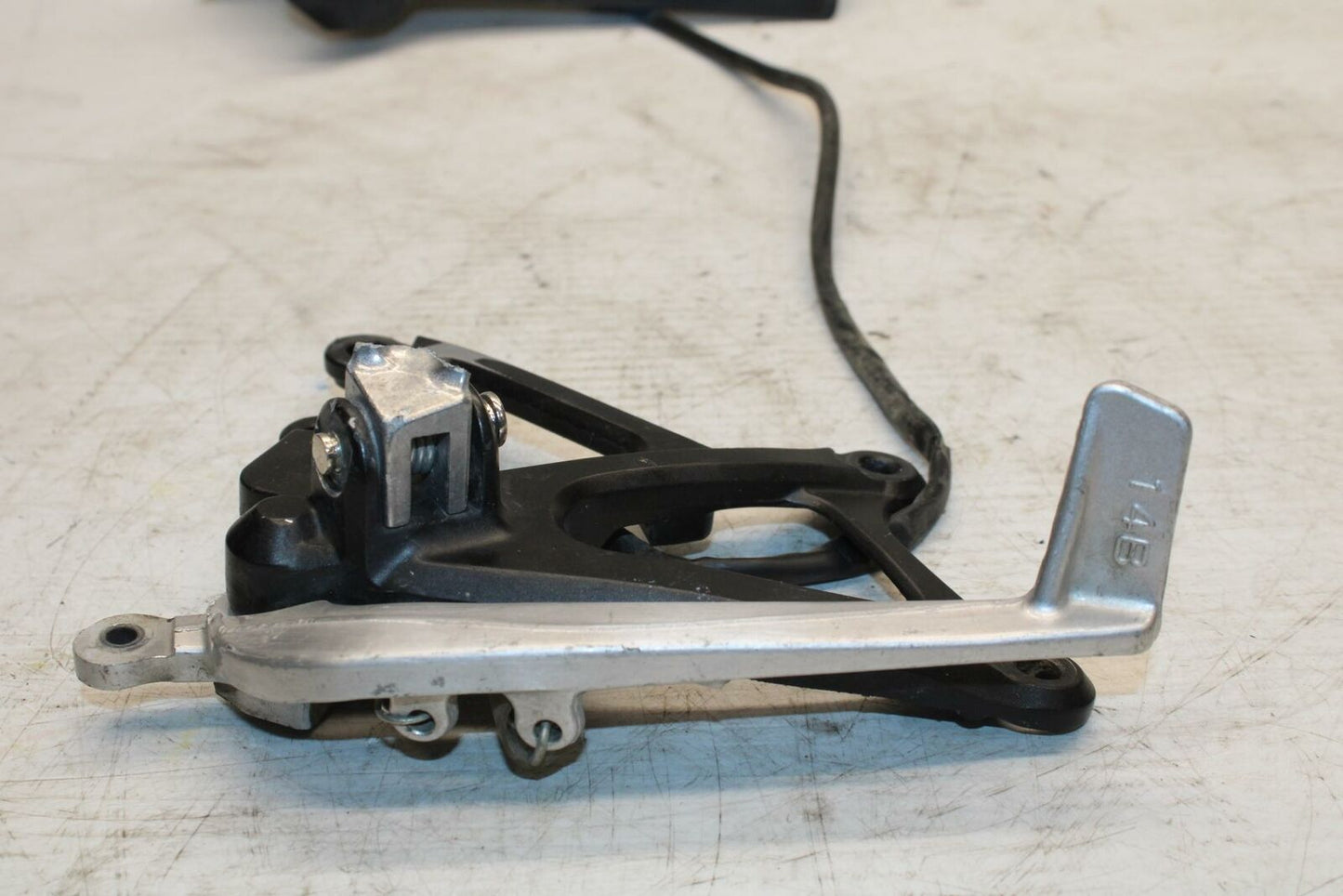 09-14 YAMAHA YZF R1 RIGHT REARSET REAR SET DRIVER FOOT PEG REST STOP BB286