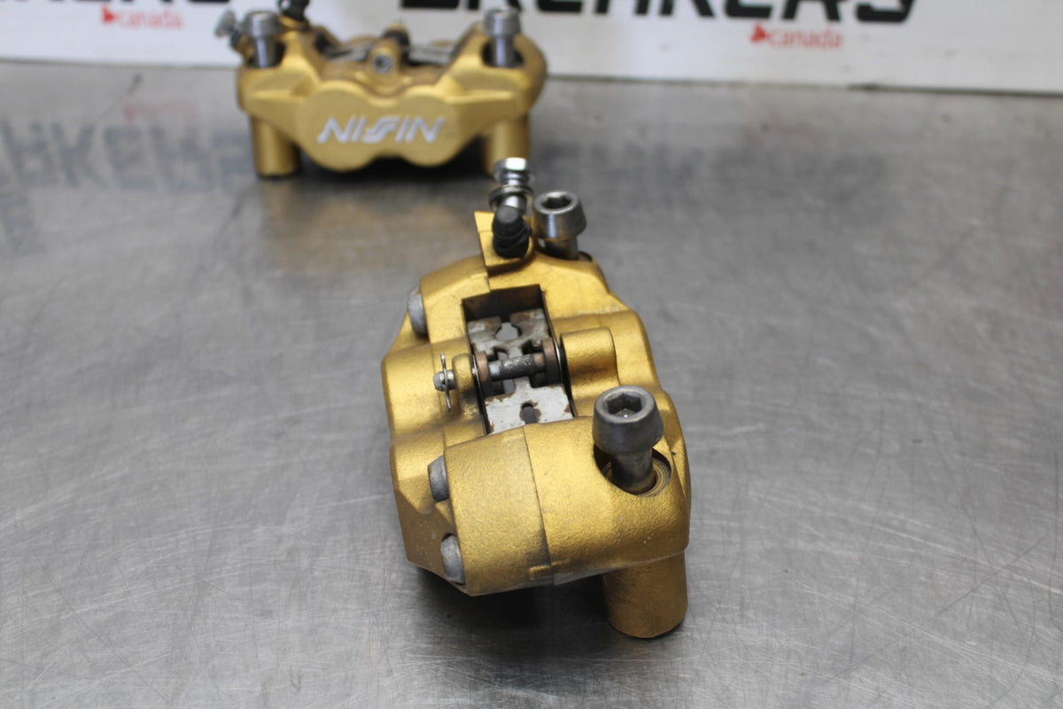 12 TRIUMPH STREET TRIPLE R RIGHT LEFT FRONT BRAKE CALIPER SET PAIR BB914