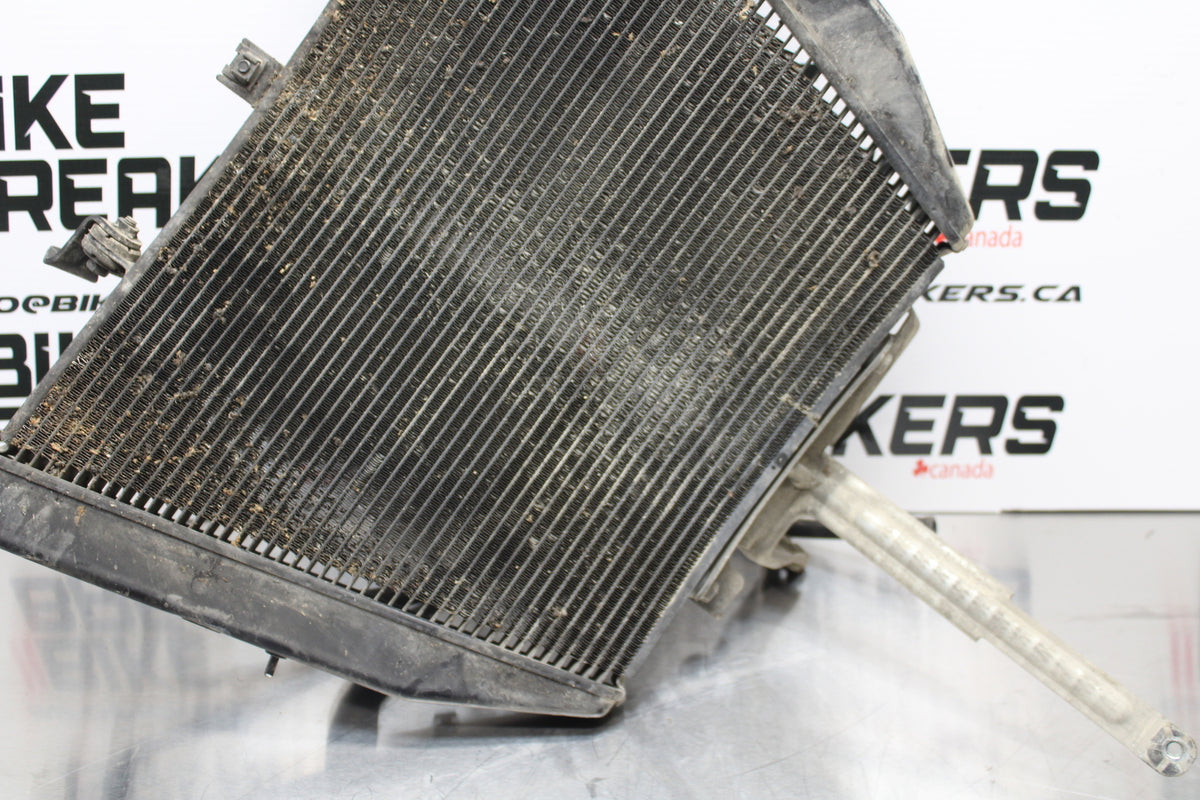 11 SUZUKI GSXR1000 ENGINE RADIATOR MOTOR COOLER COOLING RADIATER BB142
