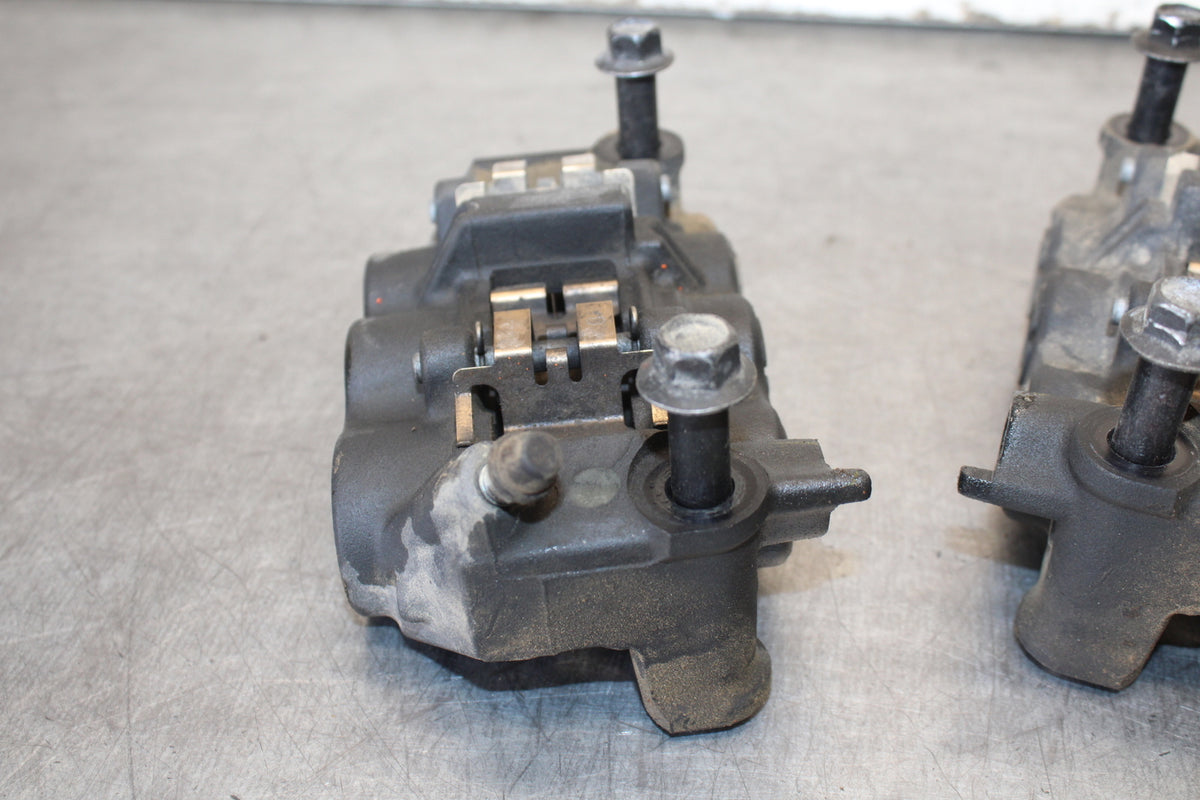 09-14 YAMAHA YZF R1 RIGHT LEFT FRONT BRAKE CALIPER SET PAIR CALIPERS BB696