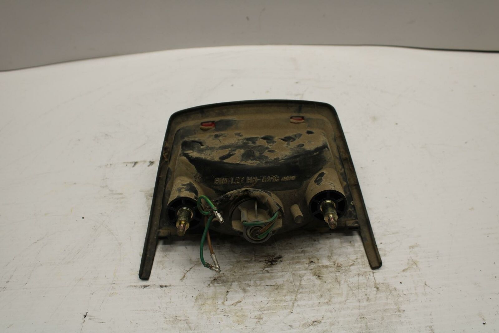 84-85 HONDA V30 MAGNA TAILLIGHT REAR TAIL BRAKE LIGHT BB251