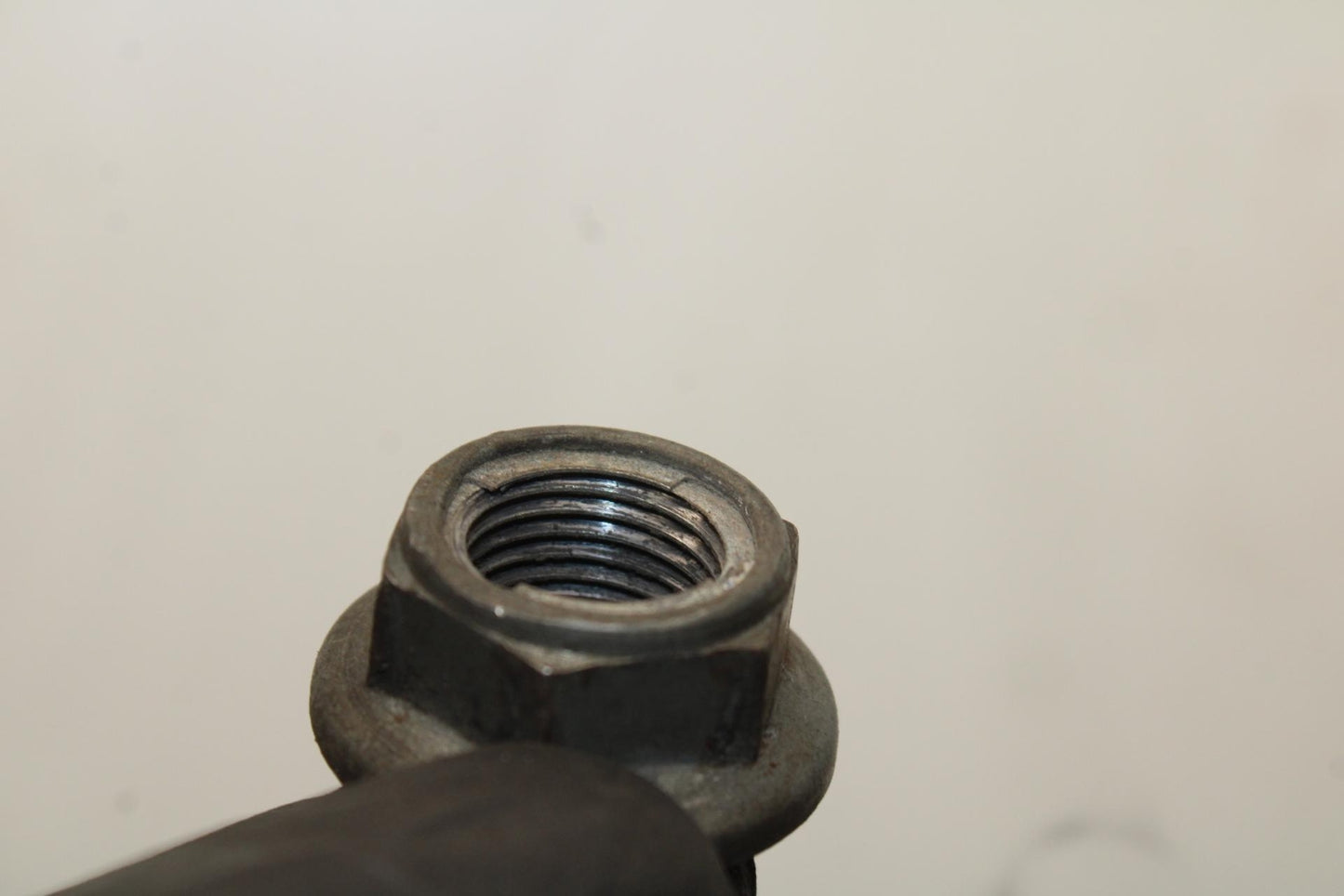 1983 Honda V45 Magna VF750C REAR AXLE BACK WHEEL RIM PIVOT BOLT AXEL BB91