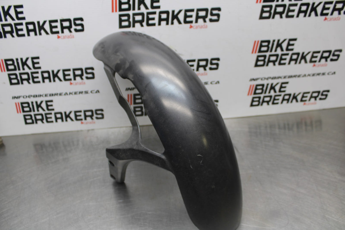 02 DUCATI MONSTER 620 FRONT WHEEL FENDER COWL FAIRING BB851