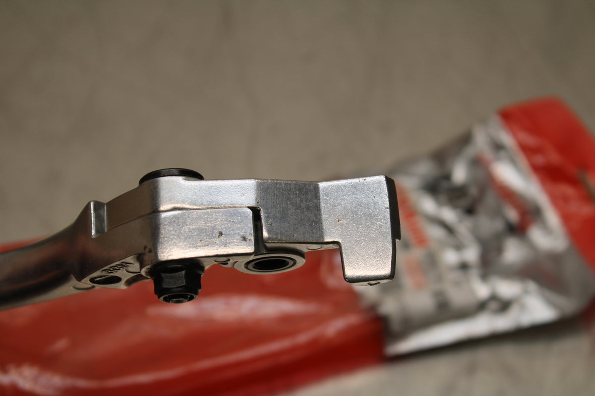 96 YAMAHA YZF750R RIGHT CLIPON HANDLEBAR BRAKE LEVER BB137