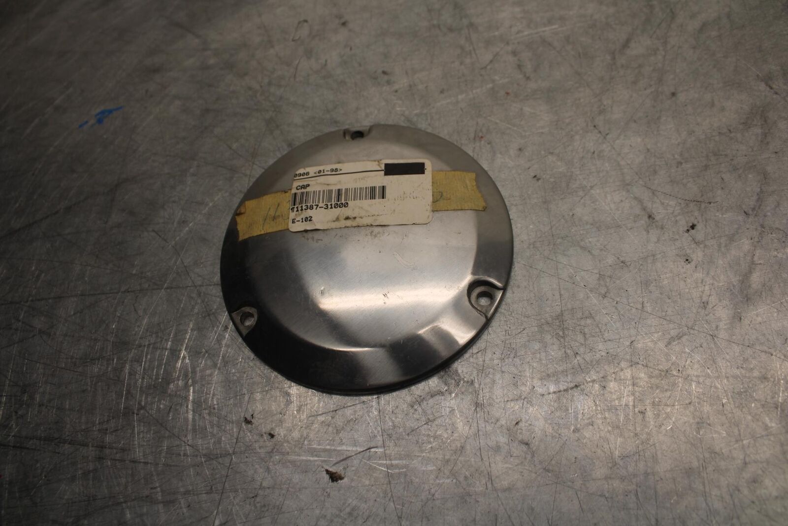 1976 Suzuki GT750 CLUTCH SIDE ENGINE MOTOR COVER 1387-31000 BB33