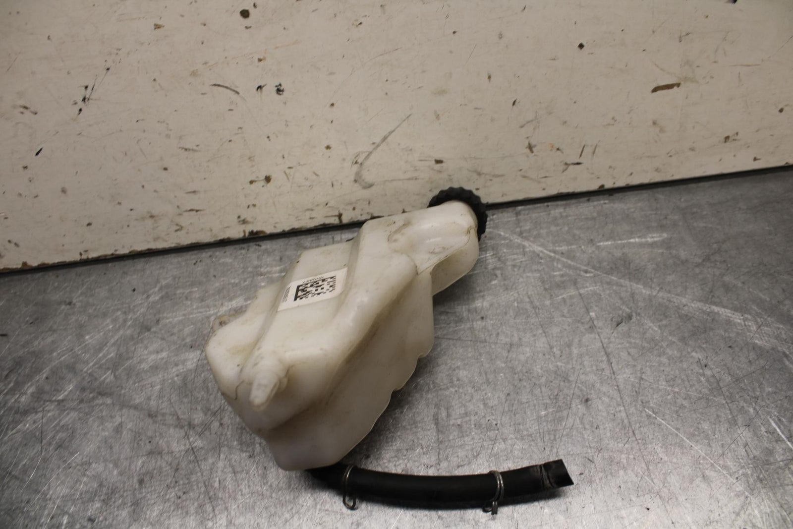 16-18 KTM 690 DUKE COOLANT WATER TANK RESERVOIR BOTTLE BB631