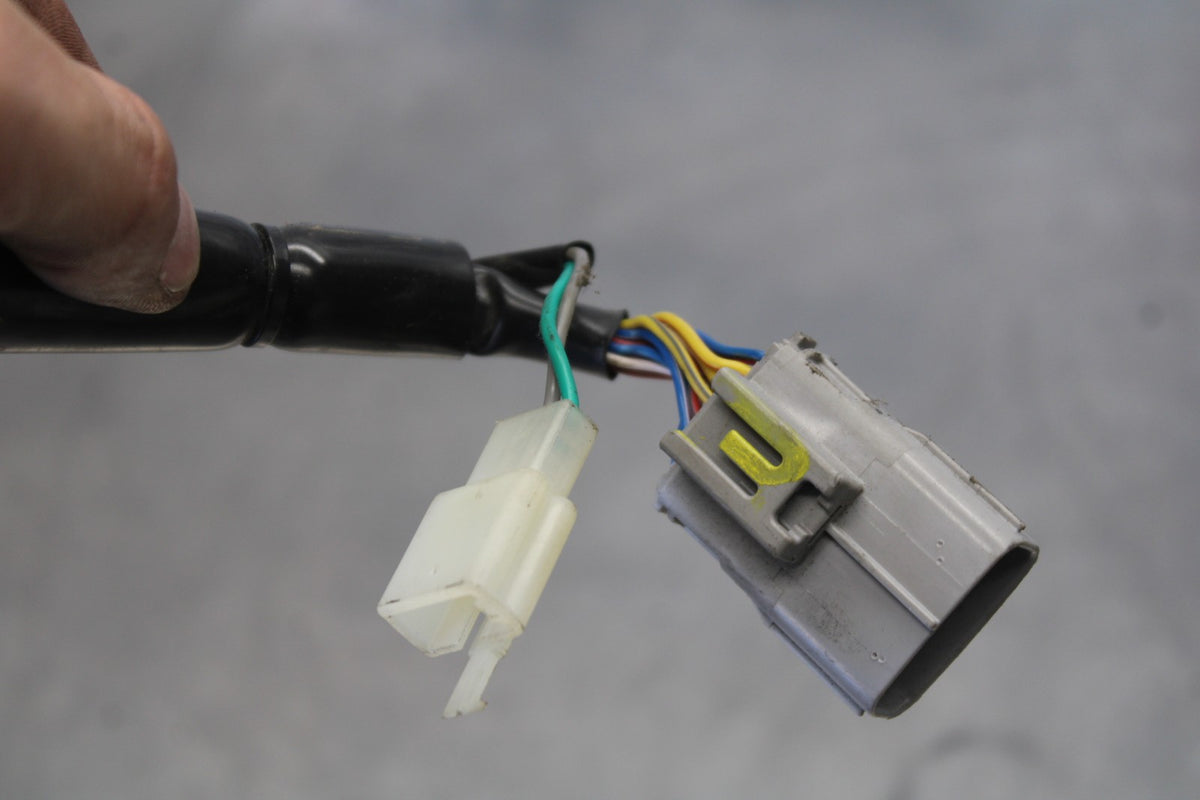20-23 APRILIA RS660 LEFT CLIP ON HANDLE HORN SIGNALS SWITCH SWITCHES BB889