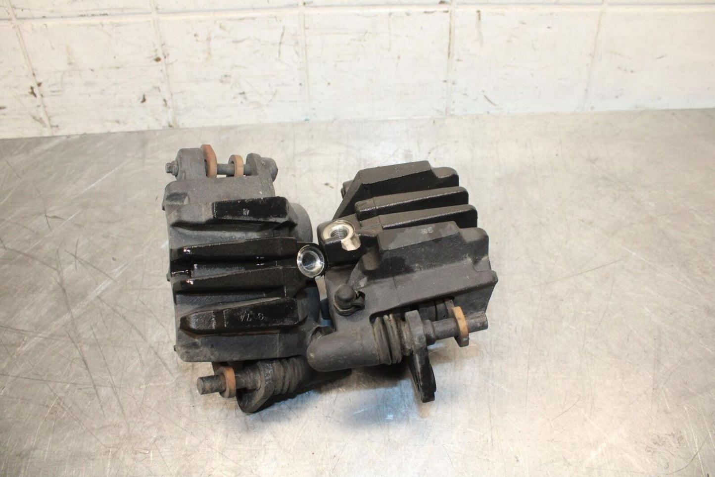 15-17 KAWASAKI EX 650 NINJA  EX 650 ABS RIGHT LEFT FRONT BRAKE CALIPER  BB494