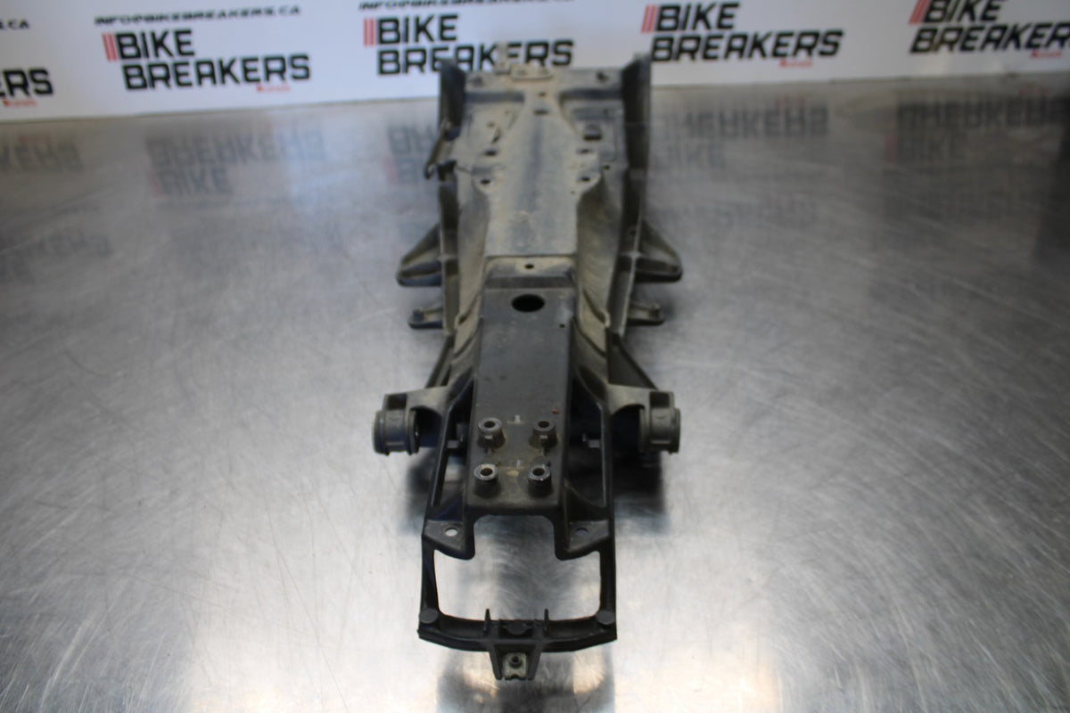 04-05 YAMAHA YZF R1 REAR SUBFRAME BACK SUB FRAME  BB173