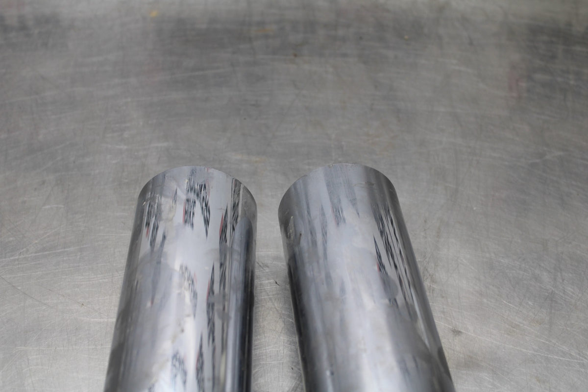 02 KAWASAKI VULCAN 800 VN800B CLASSIC FORK LOWER COVERS BOTTOM GUARDS BB862