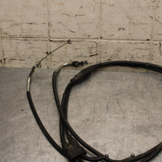 2015 Yamaha FZ09 THROTTLE CABLES LINES 1RC-26302-00-00 BB69