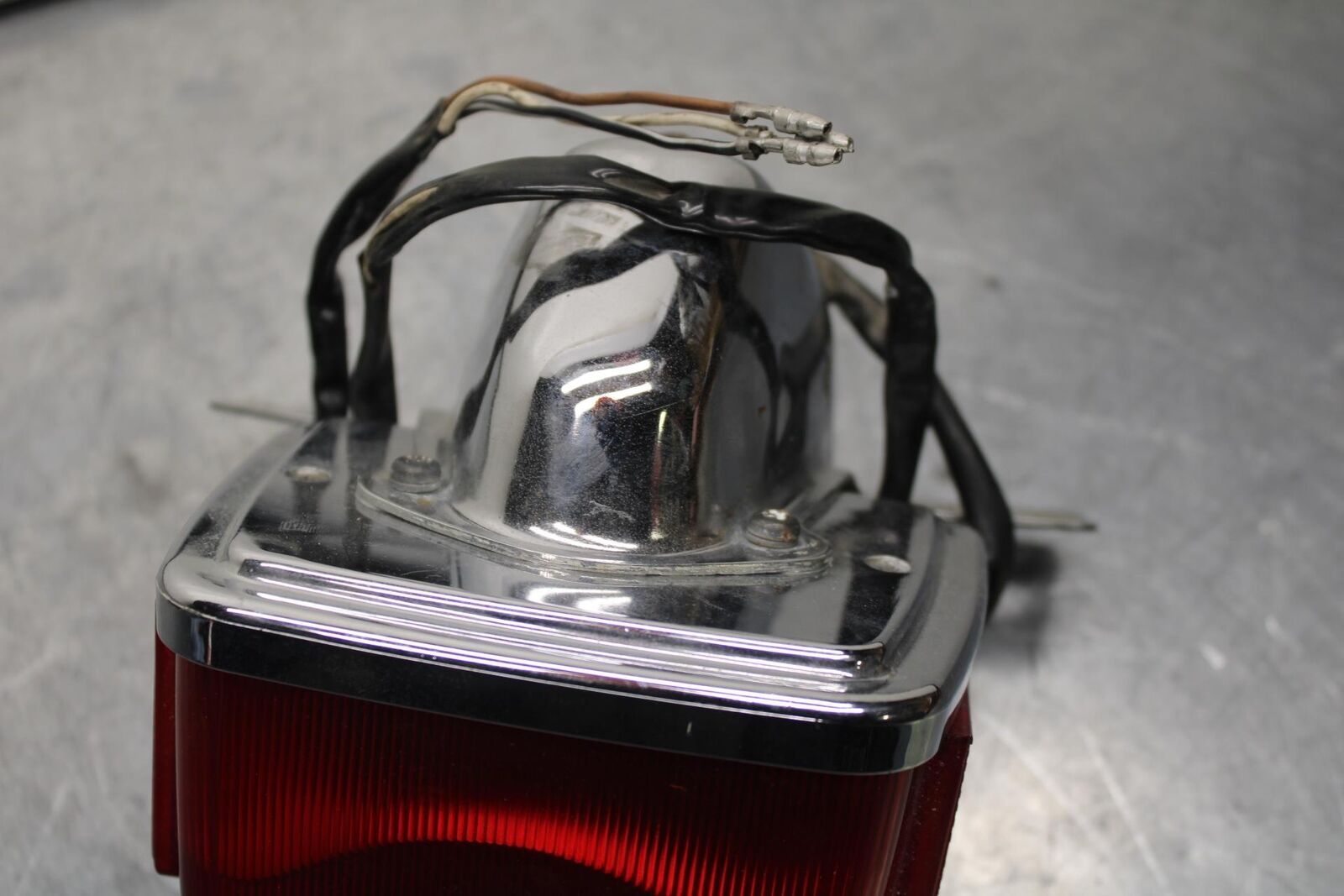 80-81 SUZUKI GS1000GL TAILLIGHT REAR TAIL BRAKE LIGHT BB103