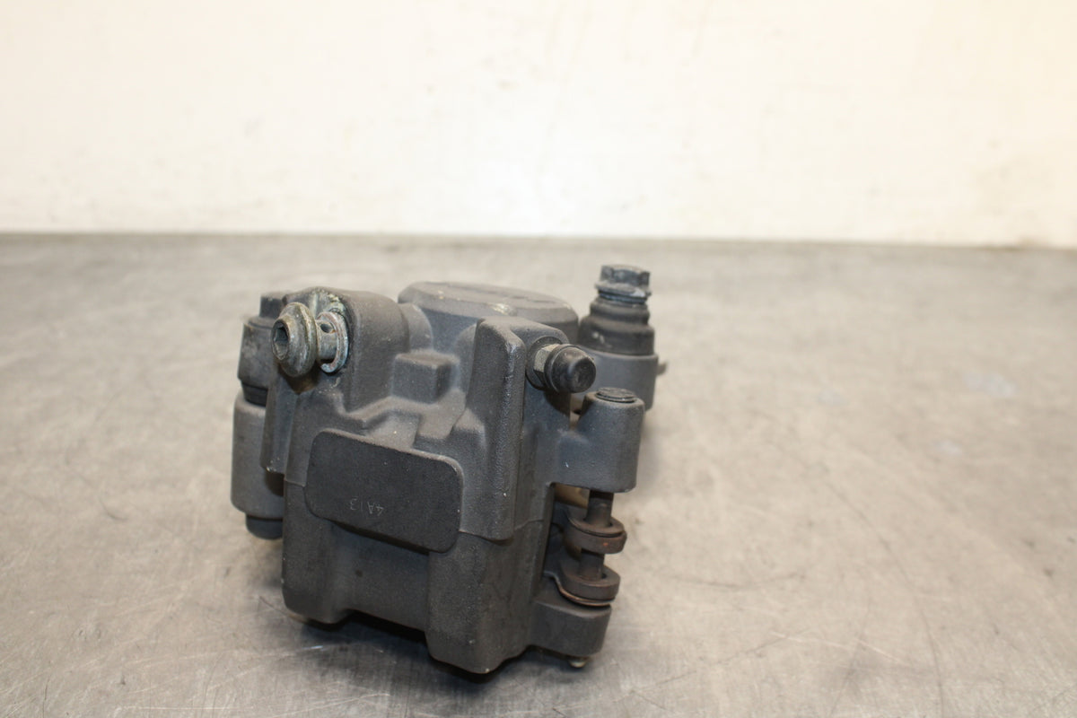 04-05 YAMAHA YZF R1 REAR BACK BRAKE CALIPER W MOUNT BRACKET BB131