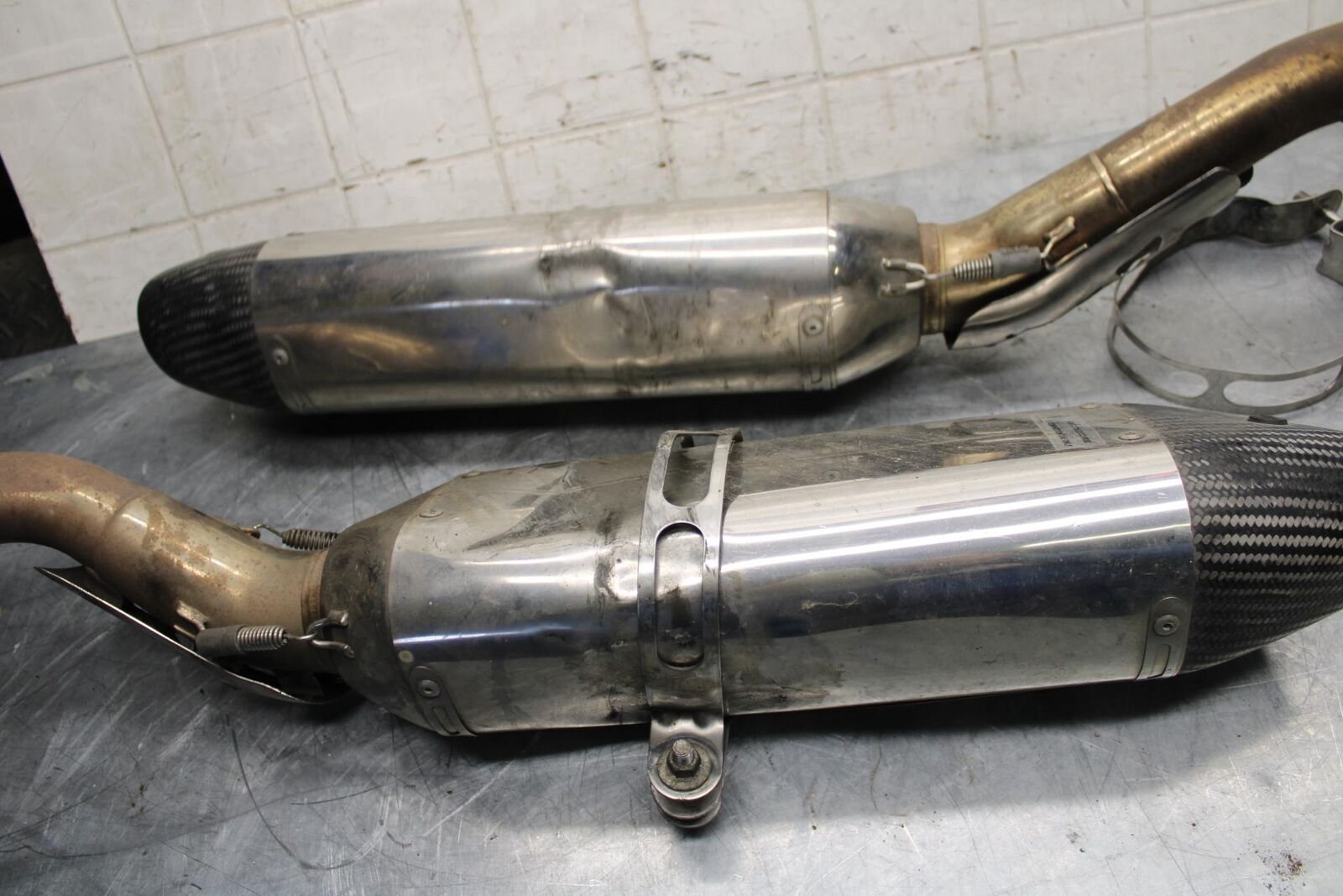 2008 Suzuki GSXR1000 YOSHIMURA EXHAUST PIPE MUFFLER SLIP ON CAN SILENCER BB519