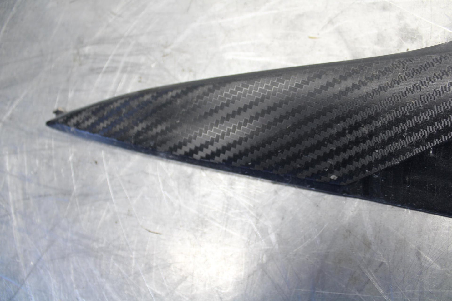15-21 SUZUKI GSXR600 RIGHT GAS TANK FUEL CELL PANEL COVER TRIM COWL  BB463