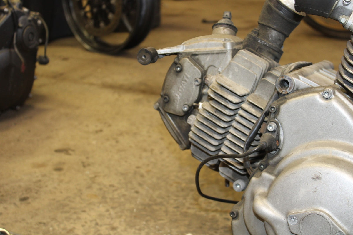05 DUCATI SUPERSPORT 800 ENGINE MOTOR BB913