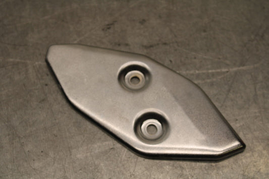 15-17 YAMAHA YZF R3 RIGHT REARSET REAR SET HEEL GUARD COVER BB651