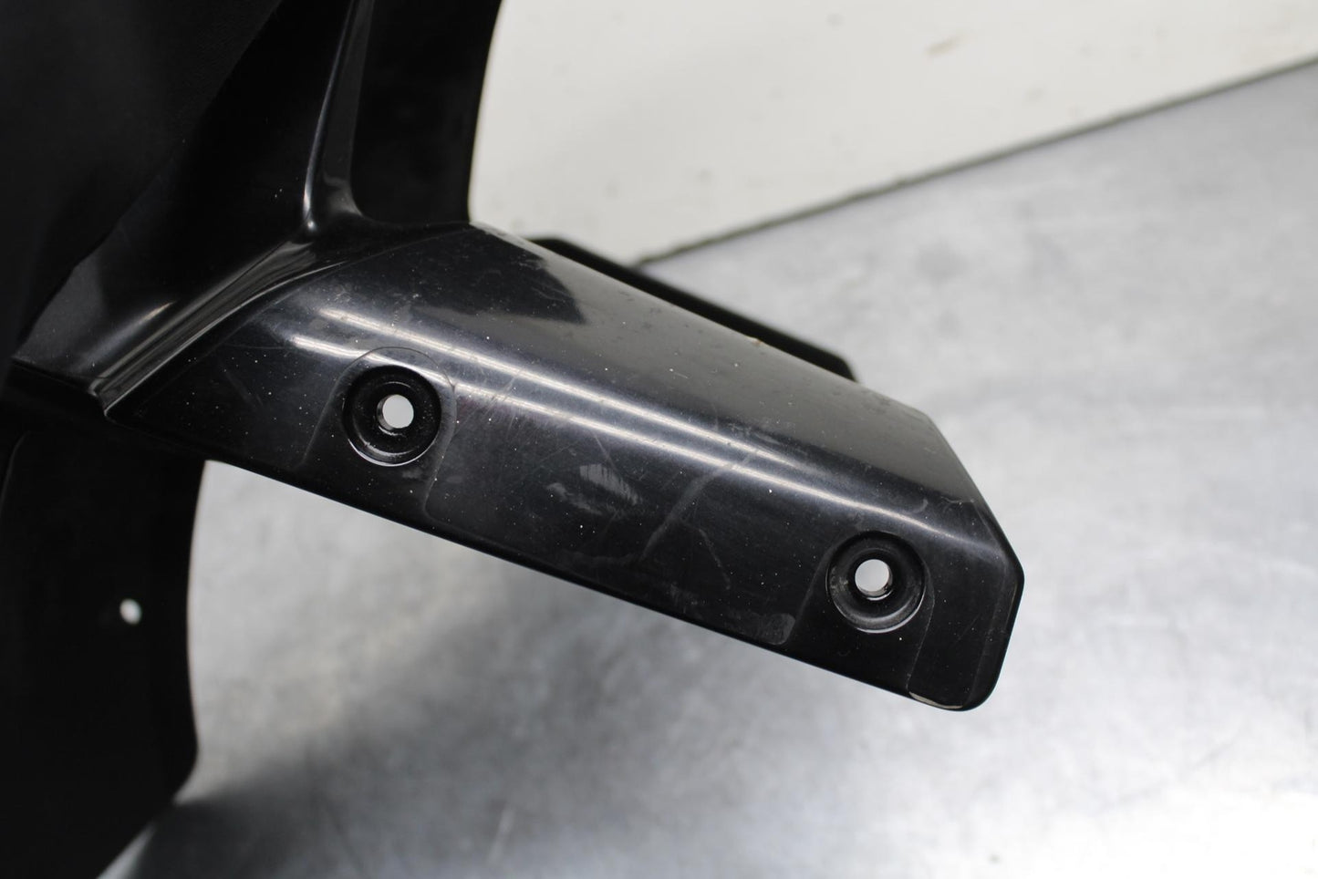 09-12 KAWASAKI NINJA ZX6R ZX600R FRONT WHEEL FENDER FAIRING 35004-0118-17K BB617