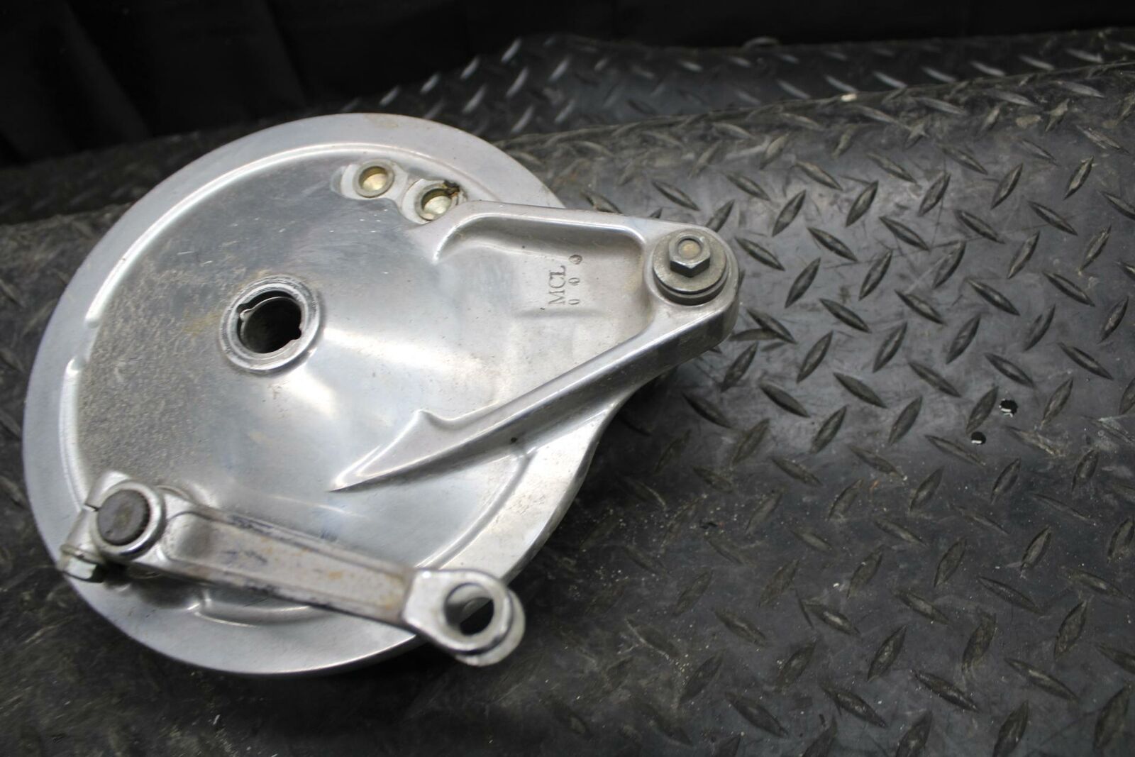 03-05 HONDA SHADOW CLASSIC 750 REAR BACK BRAKE HUB BB229