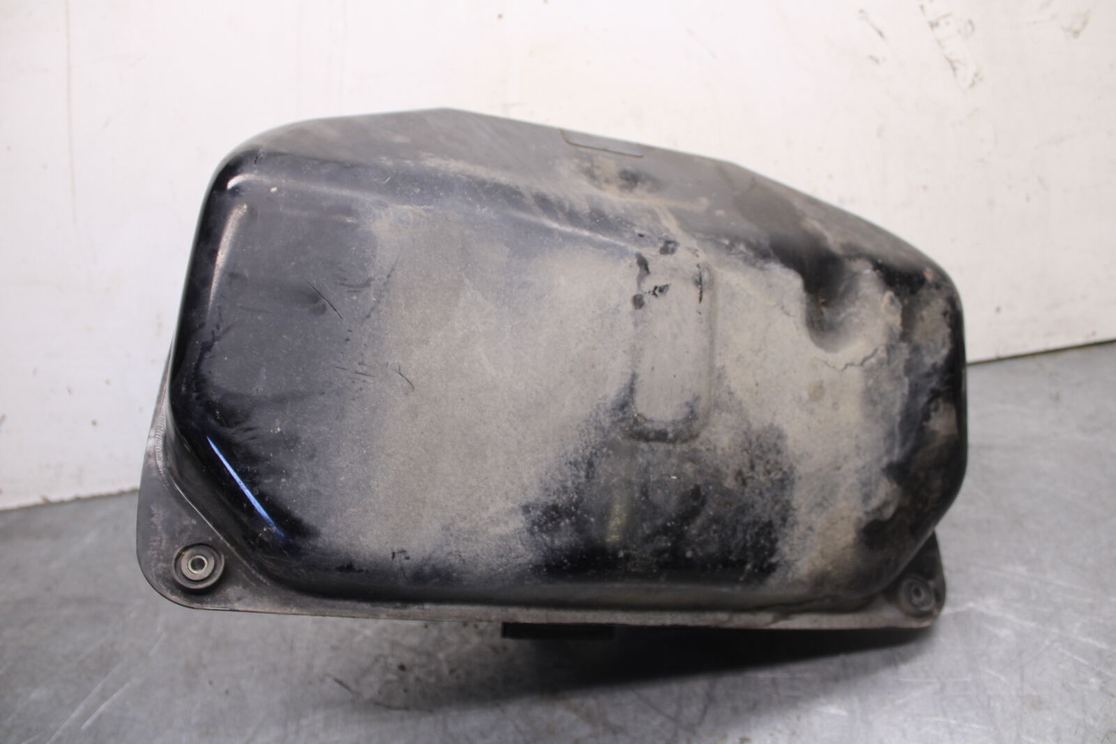 05-09 SUZUKI BOULEVARD C90 GAS TANK FUEL PETROL RESERVOIR BB692
