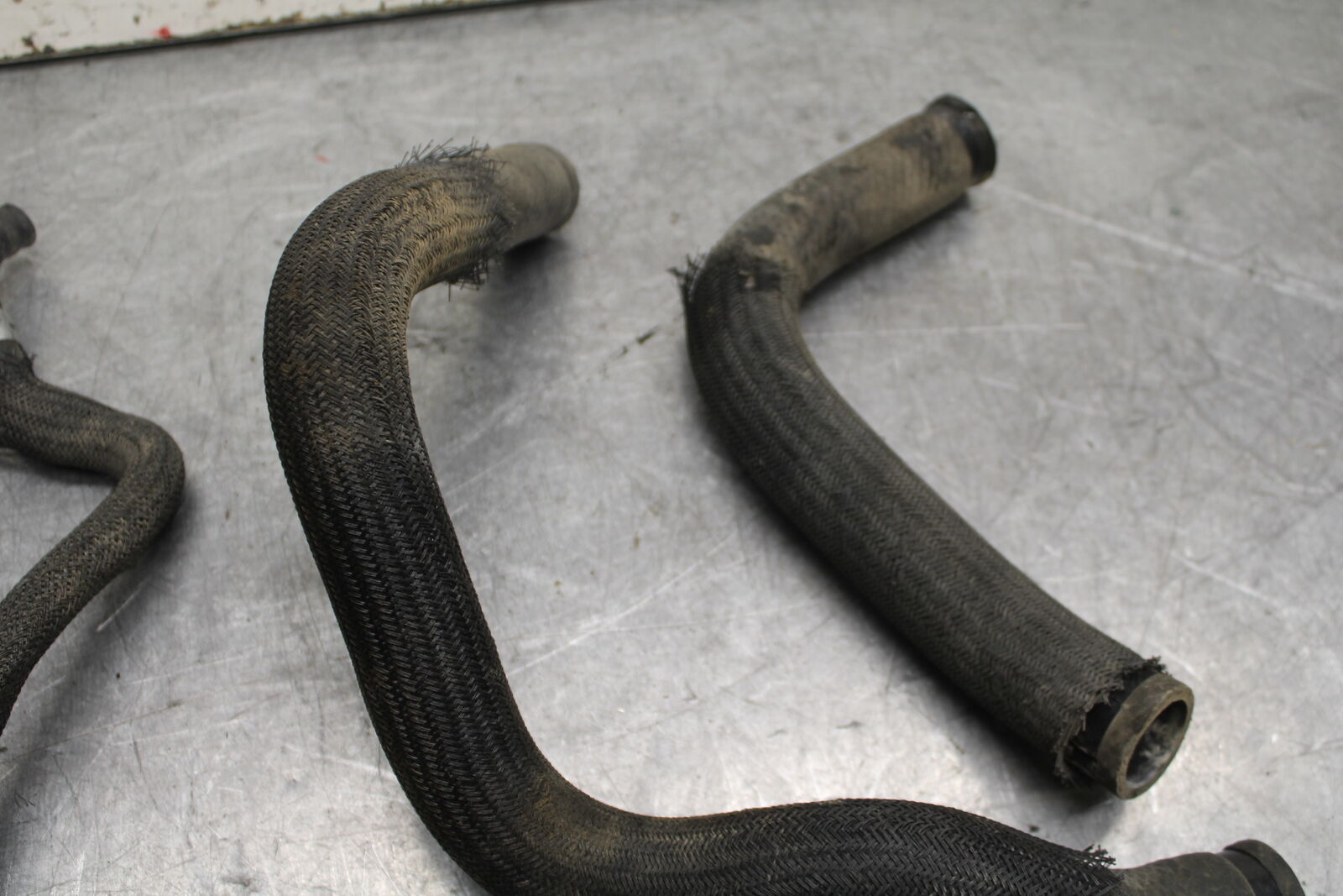 08-10 SUZUKI GSXR 600 RADIATOR HOSES ENGINE COOLANT WATER PIPES HOSE SET  BB721