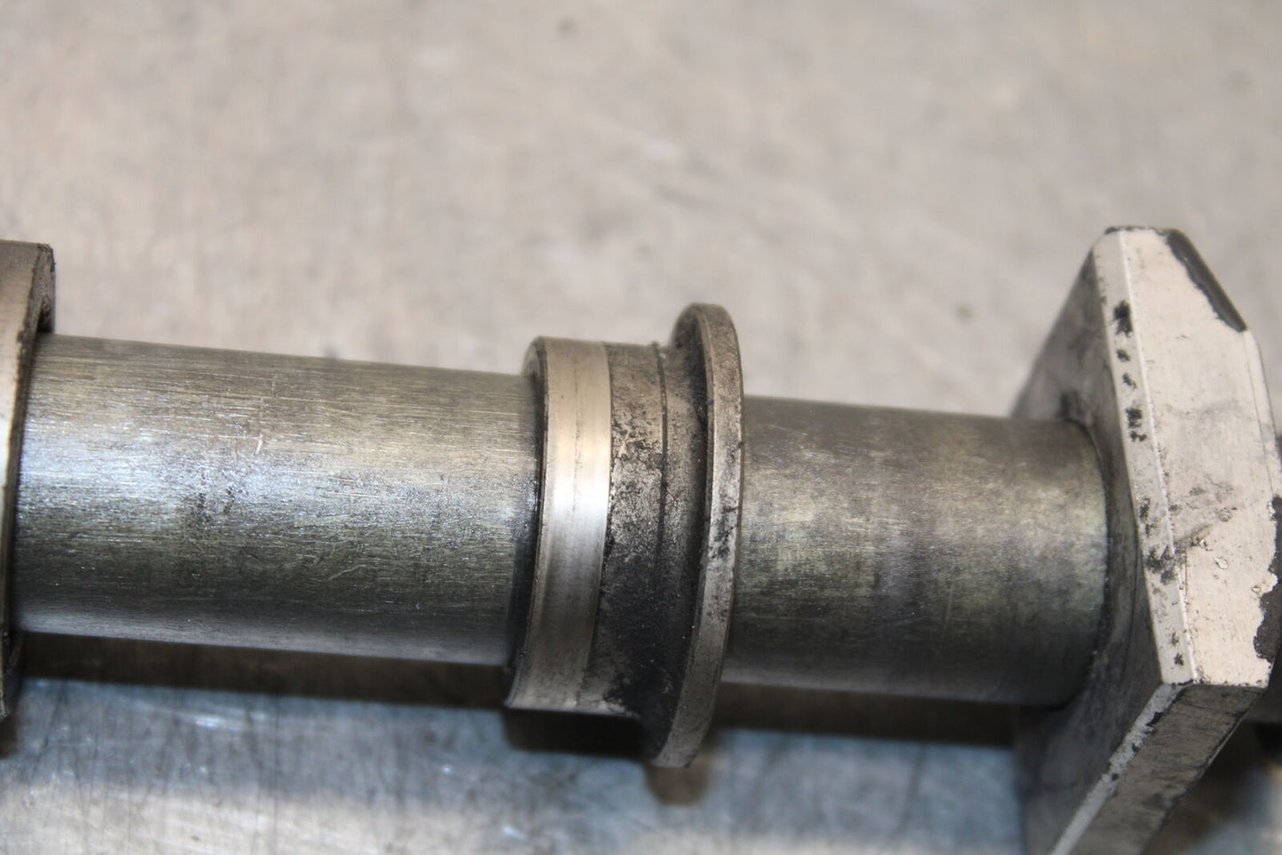 09-12 KAWASAKI NINJA ZX6R ZX600R REAR AXLE BACK WHEEL RIM PIVOT BOLT AXEL BB656