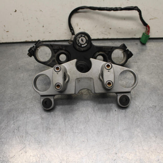 04-09 SUZUKI GS 500 FH GS500F FORKS UPPER TRIPLE TREE CLAMPS  BB97