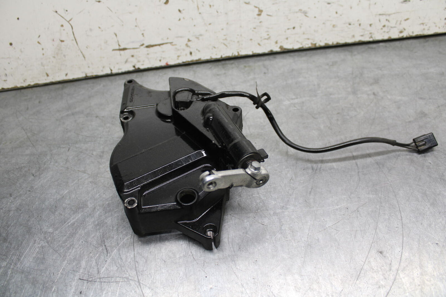 06-07 SUZUKI GSXR 600 ENGINE SPROCKET COVER BB737