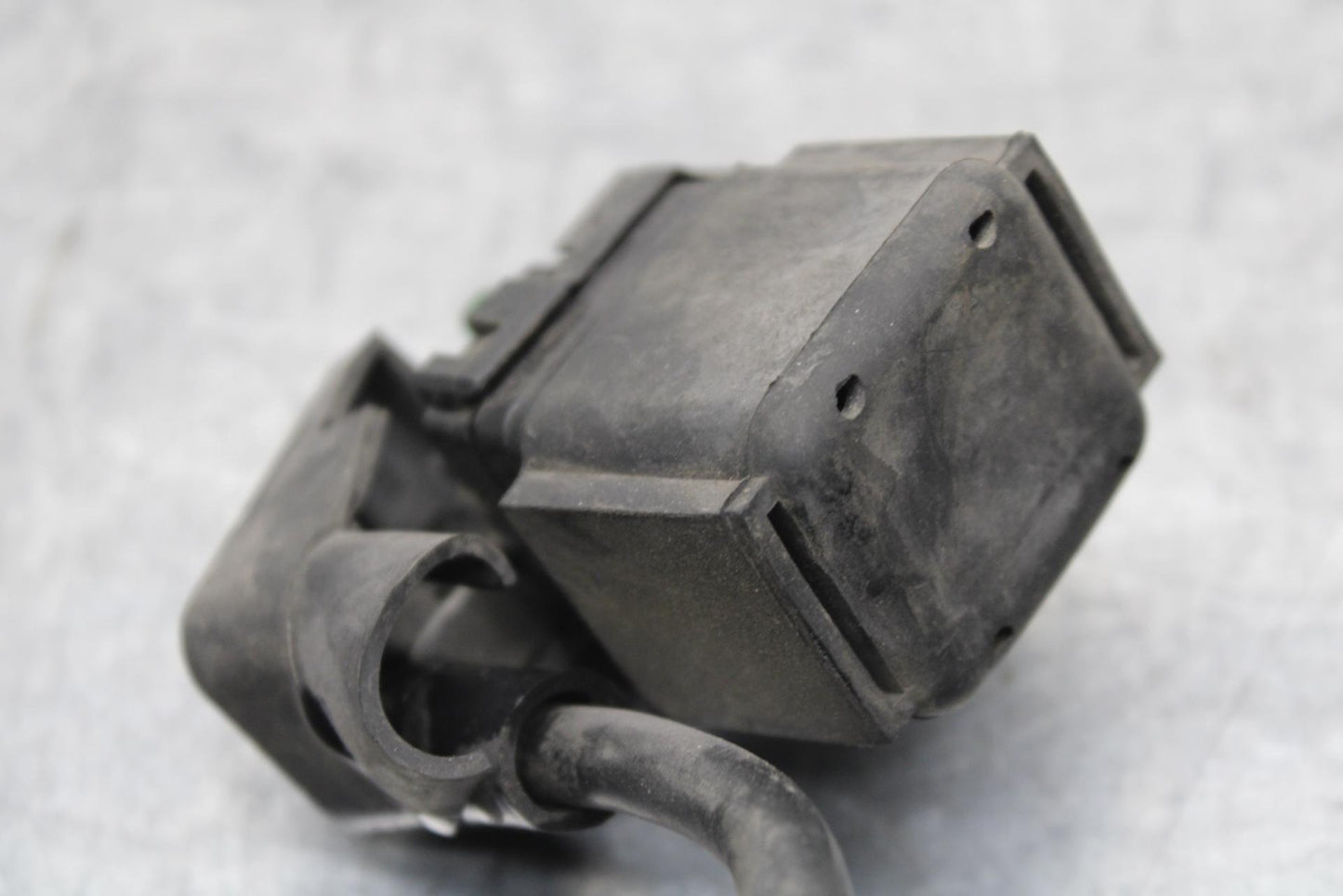 03-08 KAWASAKI VULCAN 1600 ENGINE STARTER RELAY STARTING MOTOR SWITCH BB616