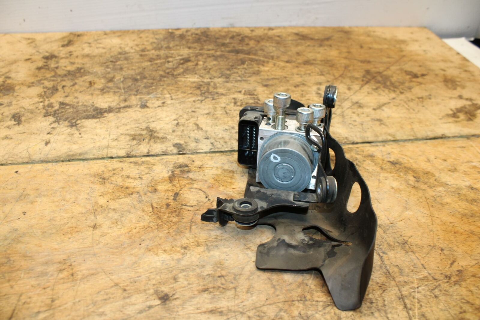 13-18 KAWASAKI NINJA ZX6R ABS PUMP UNIT MODULE BB349