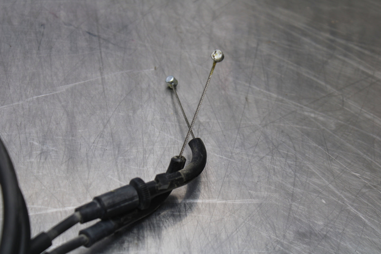 09-15 YAMAHA FZ6R THROTTLE CABLES LINES BB161