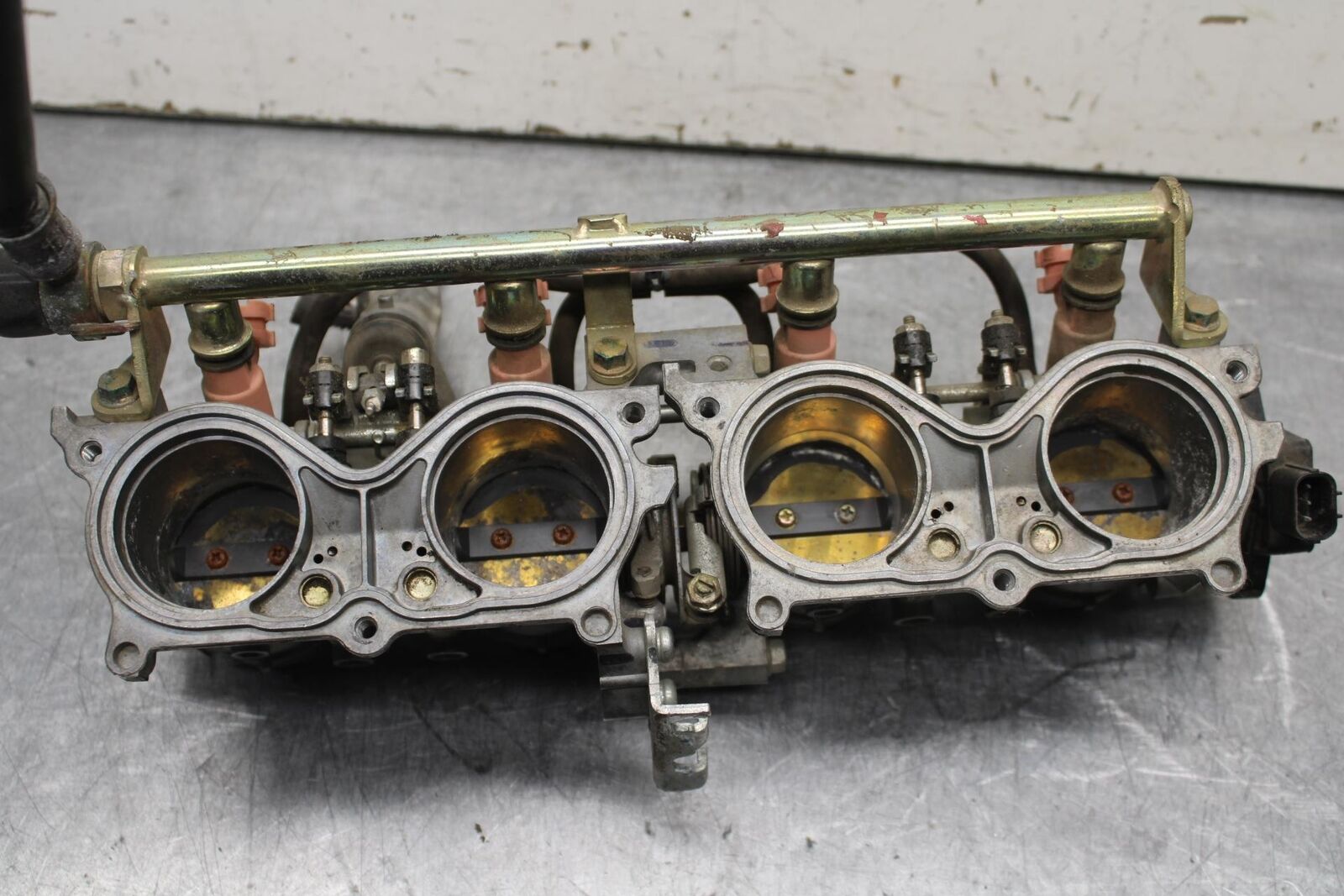 03-04 HONDA CBR600RR MAIN FUEL INJECTORS / THROTTLE BODIES 16400-MEE-672 BB637