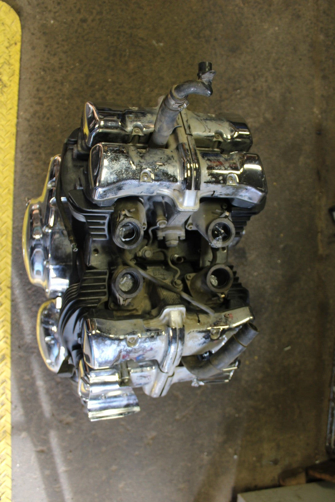 05-06 YAMAHA ROYAL STAR XVZ1300TF ENGINE MOTOR BB697