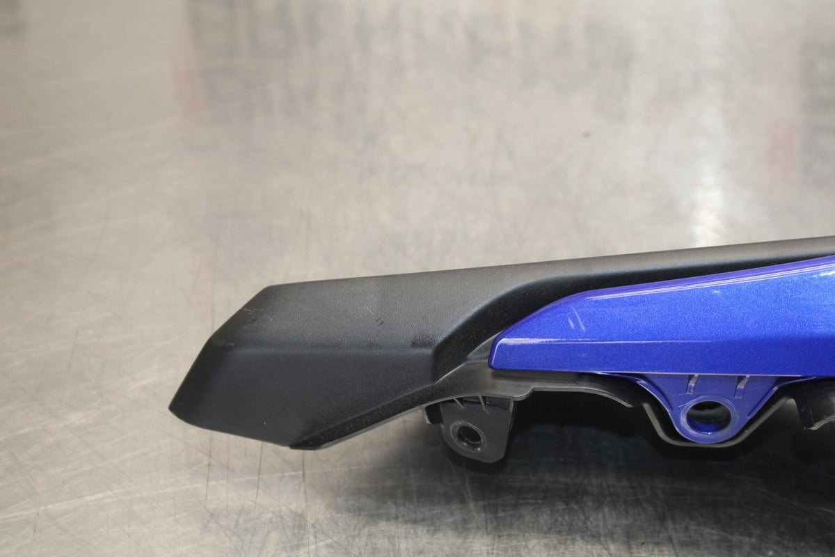 23-24 YAMAHA MT-07 LEFT REAR BACK TAIL FAIRING COWL SHROUD BB194