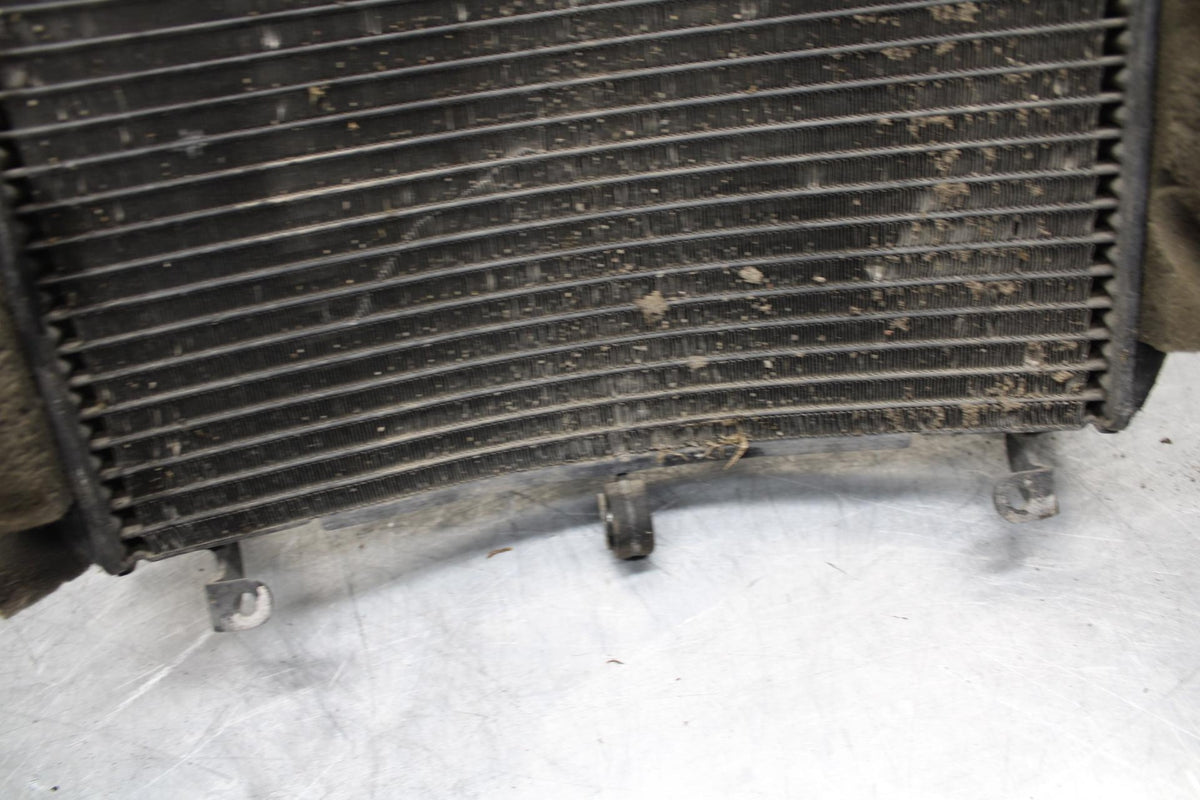 05 YAMAHA YZF R6S ENGINE RADIATOR MOTOR COOLER COOLING RADIATER BB462