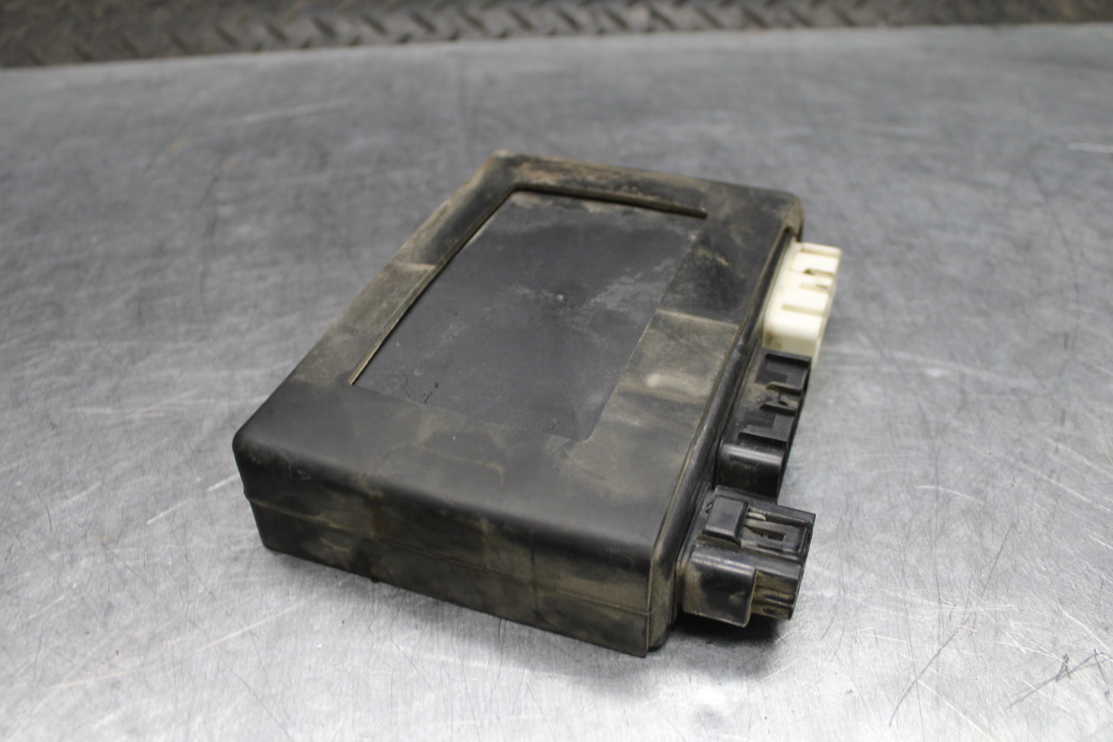 04 KAWASAKI VULCAN 1500 ECU COMPUTER CONTROLLER UNIT ECM CDI BB762