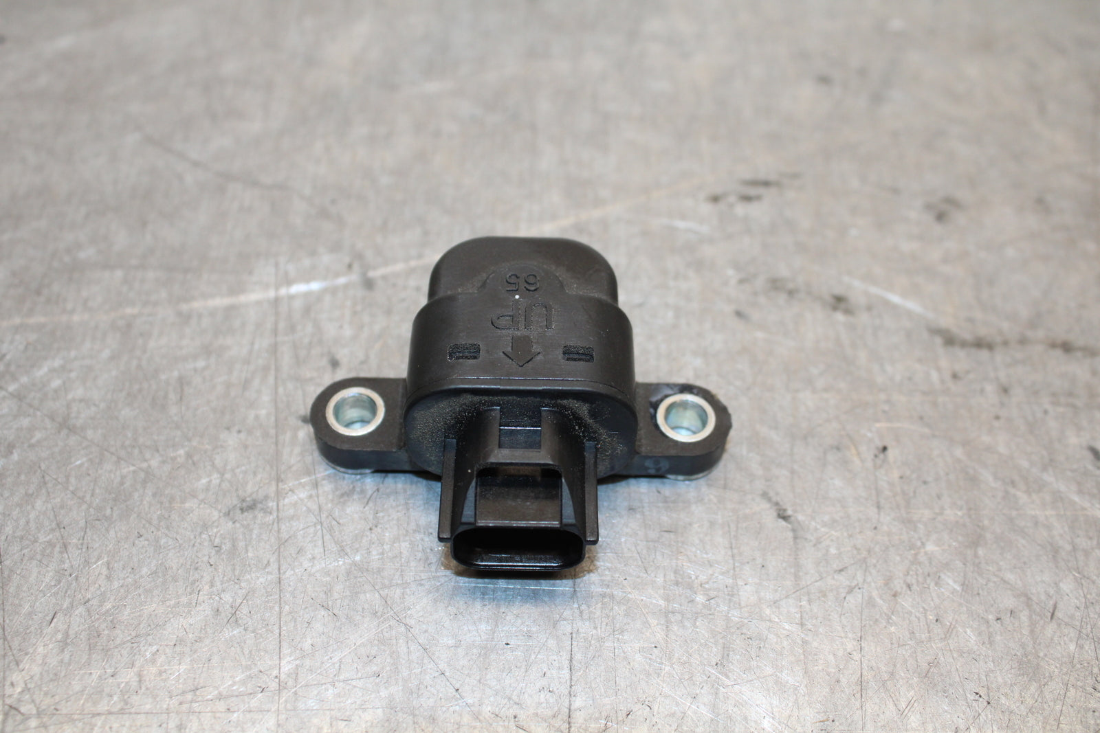 16 KAWASAKI NINJA ZX10R TIP OVER ANGLE CRASH SENSOR SWITCH  21176-0026 BB650