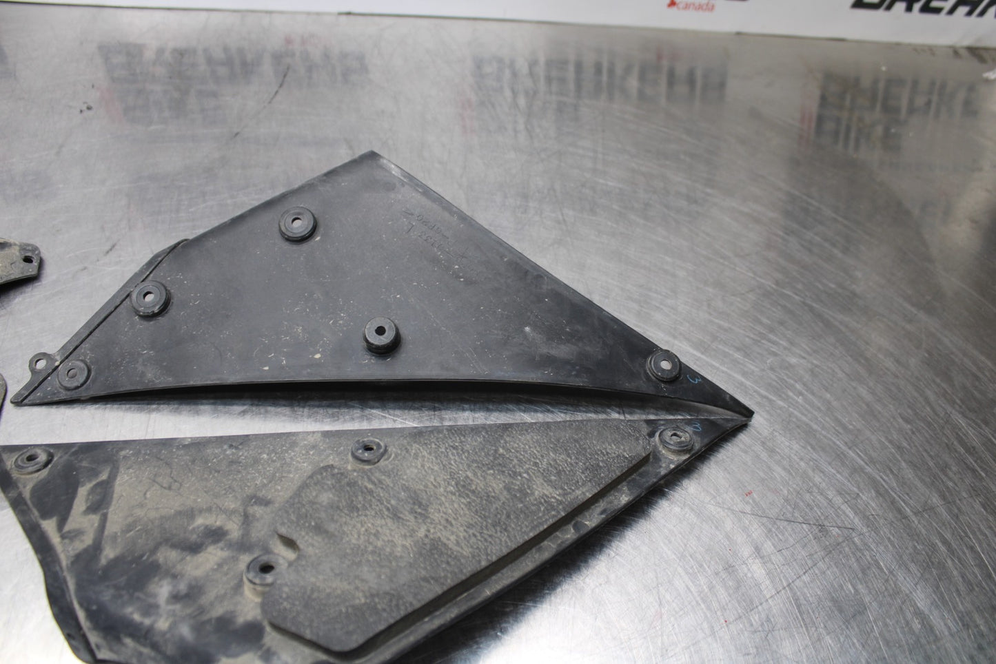 07-08 KAWASAKI NINJA ZX6R LOWER FRONT UPPER INNER HEADLIGHT COWL FAIRING  BB203