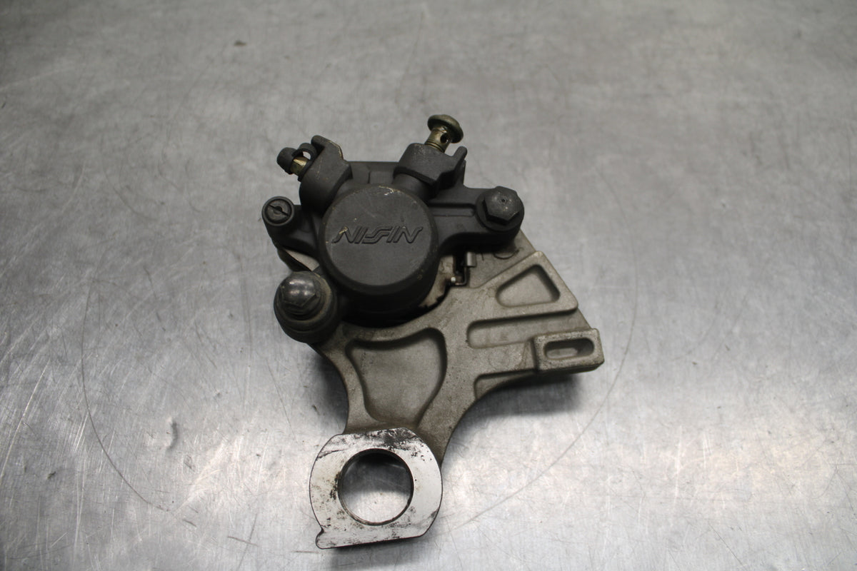 08-09 YAMAHA YZF R6S REAR BACK BRAKE CALIPER W MOUNT BRACKET BB114