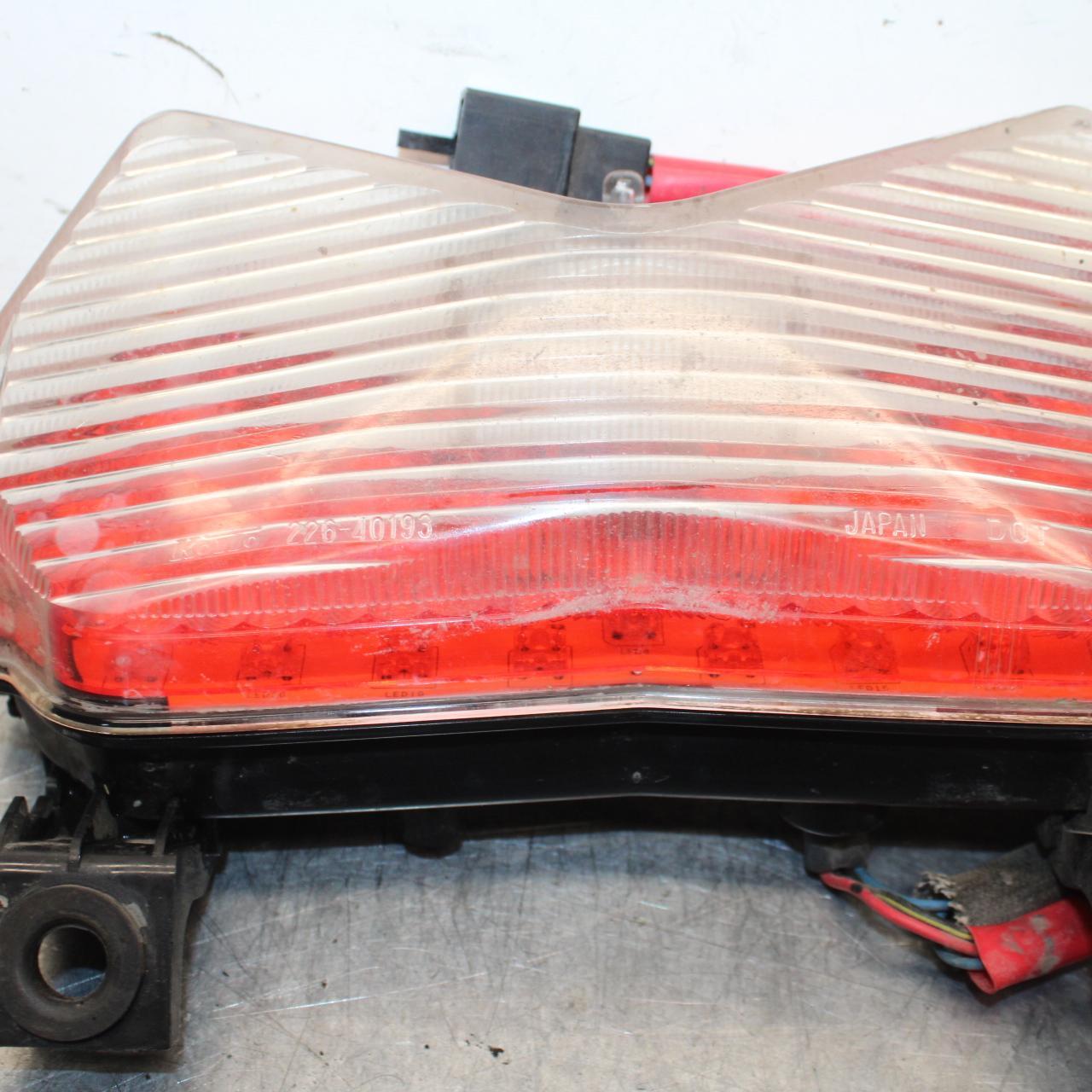 03-04 KAWASAKI NINJA ZX6RR REAR TAIL TAILLIGHT BACK BRAKE LIGHT BB105